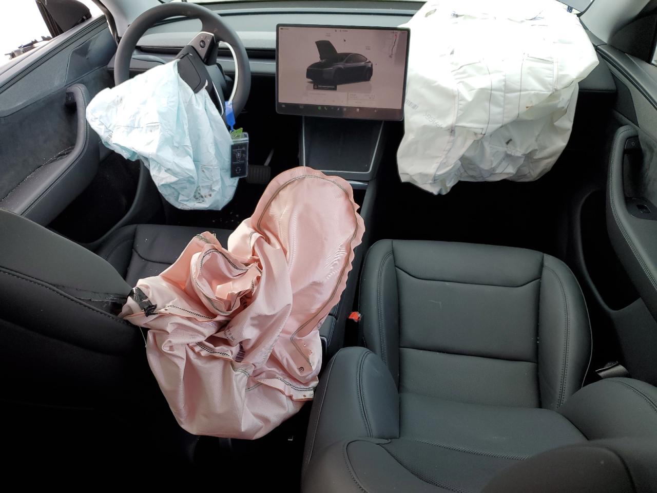 2026 Tesla Model Y VIN: 7SAYGDEE9TA407086 Lot: 70633355