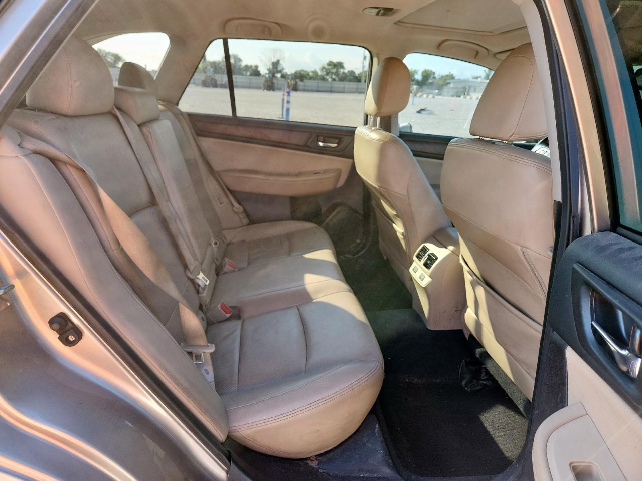 2015 Subaru Outback 2.5I Limited VIN: 4S4BSBNC0F3286730 Lot: 70283075