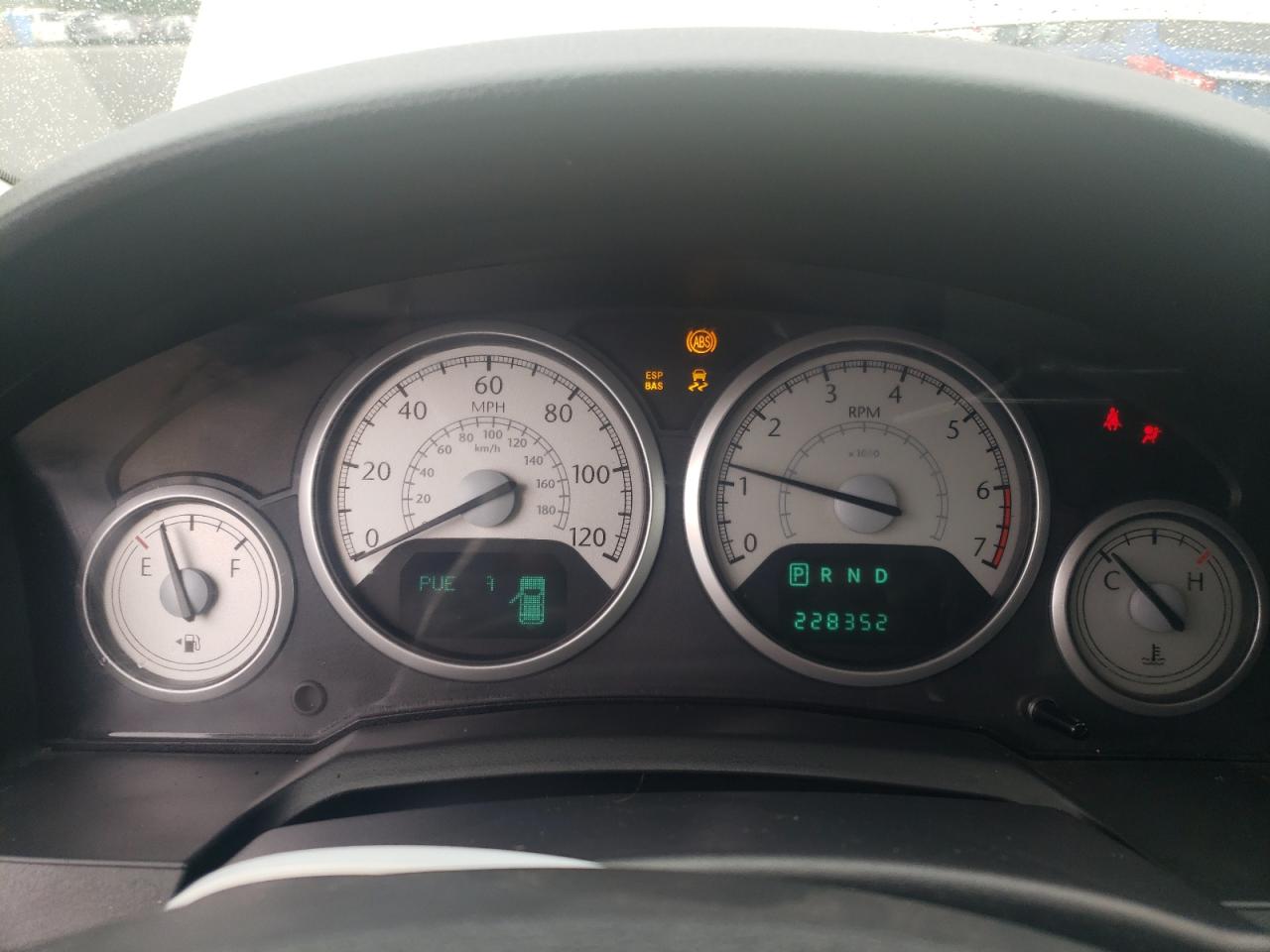 2010 Chrysler Town & Country Touring VIN: 2A4RR5D16AR293529 Lot: 85884085