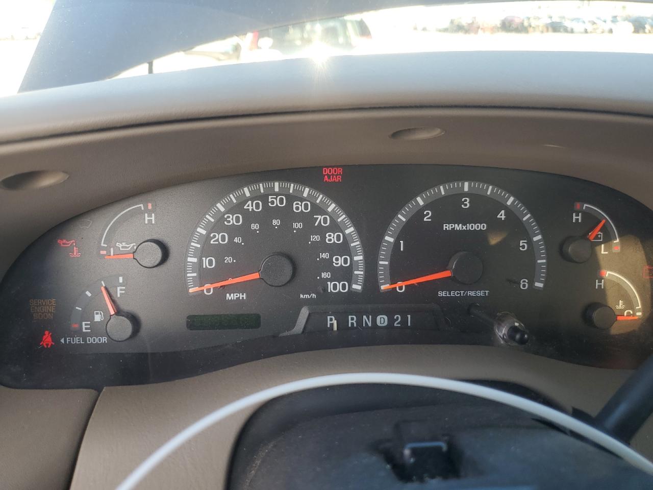 1FTRX17W1YKA61098 2000 Ford F150