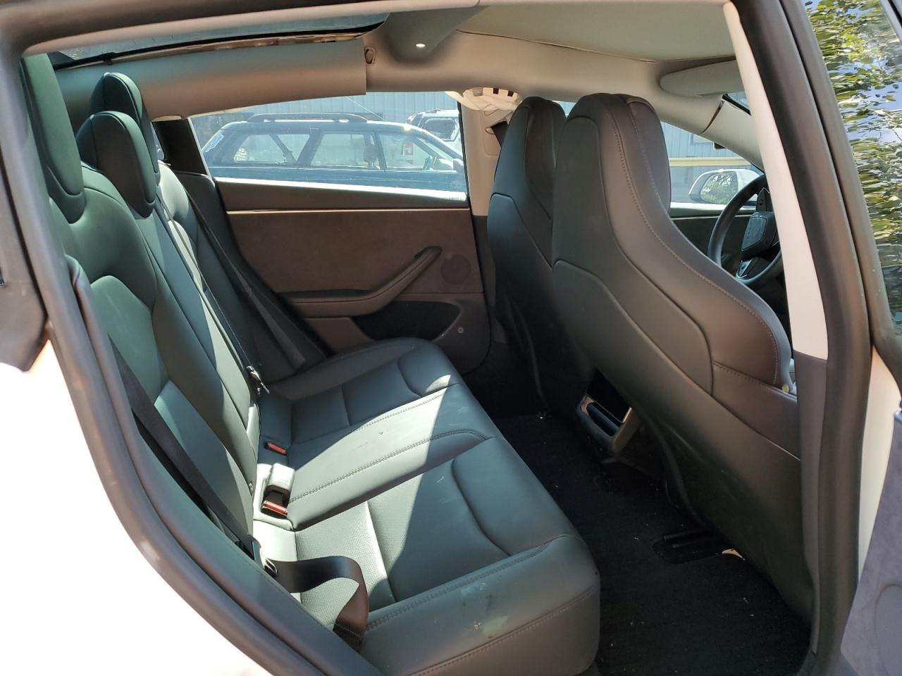 2025 Tesla Model 3 VIN: 5YJ3E1ET8SF939084 Lot: 67816775