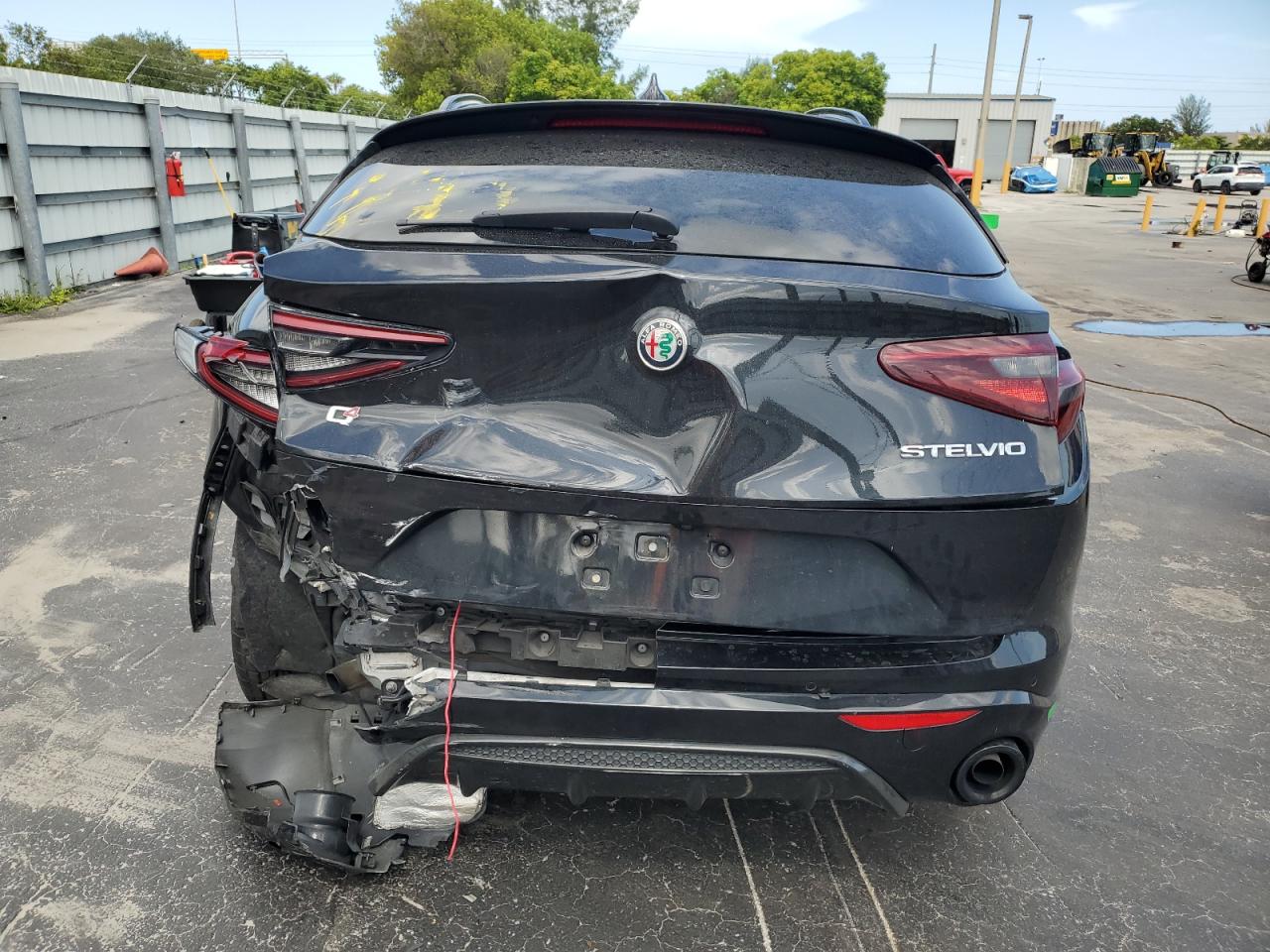 2022 Alfa Romeo Stelvio Ti VIN: ZASPAKBN0N7D48306 Lot: 67166165