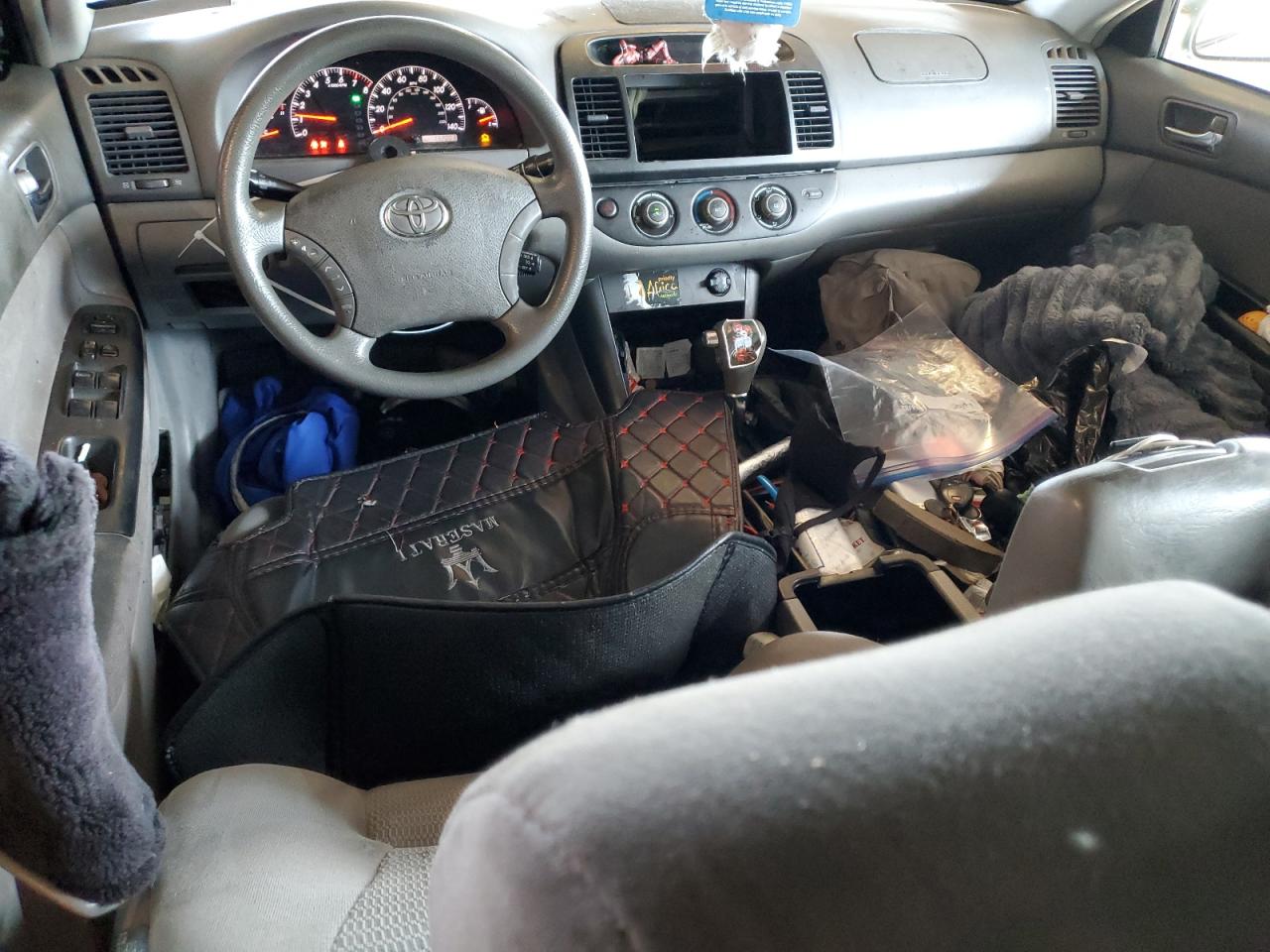 2005 Toyota Camry Le VIN: 4T1BF30K55U613981 Lot: 68250055