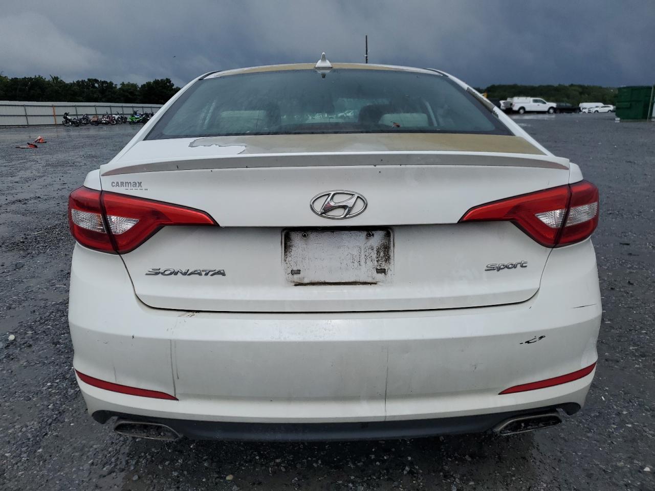2015 Hyundai Sonata Sport VIN: 5NPE34AF8FH163188 Lot: 84010635