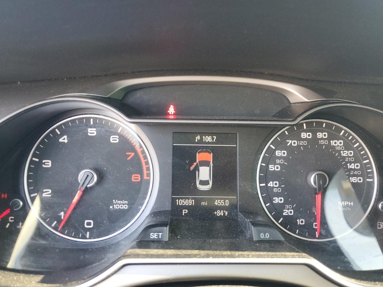 2015 Audi A4 Premium VIN: WAUBFAFL1FN021365 Lot: 68400875