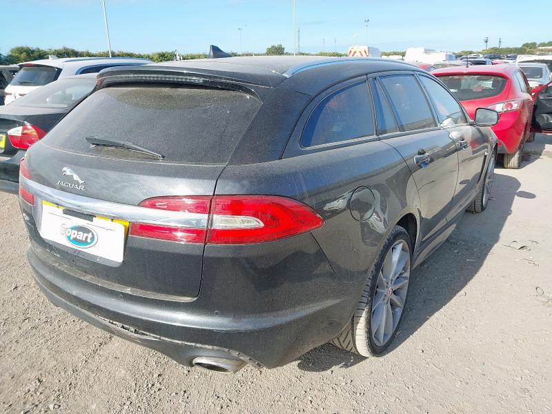 2014 JAGUAR XF R-SPORT D AUTO 