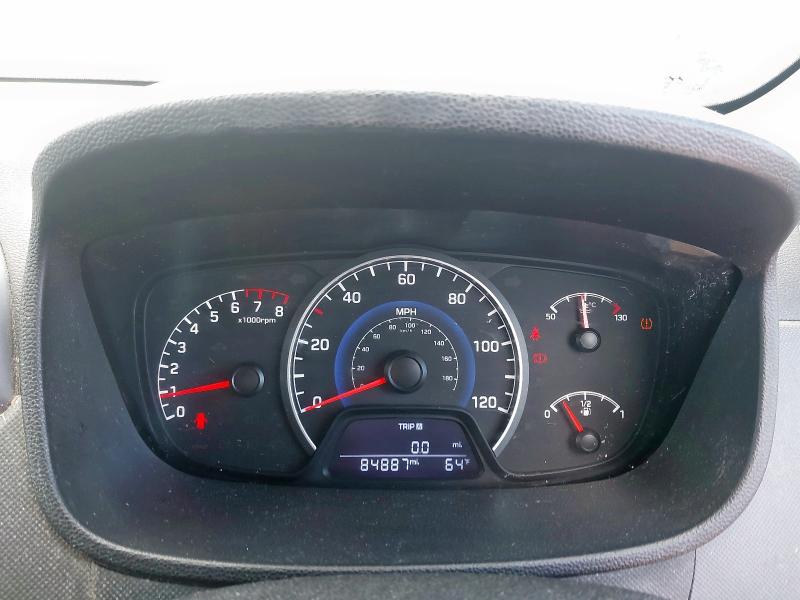2017 HYUNDAI I10 SE