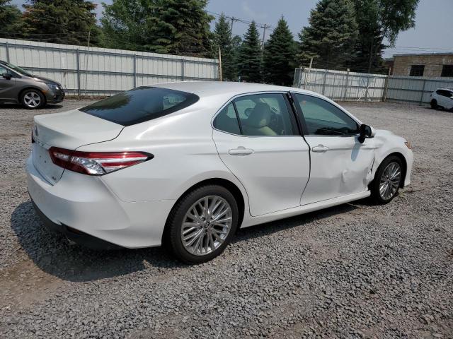  TOYOTA CAMRY 2018 Biały