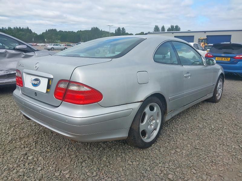 2000 MERCEDES BENZ CLK430 AVA