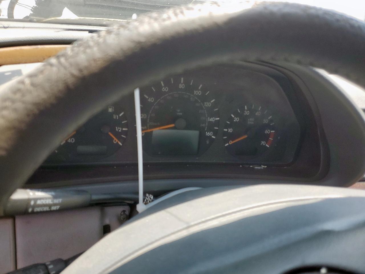 2000 Mercedes-Benz Clk 320 VIN: WDBLJ65G0YF145002 Lot: 67403445