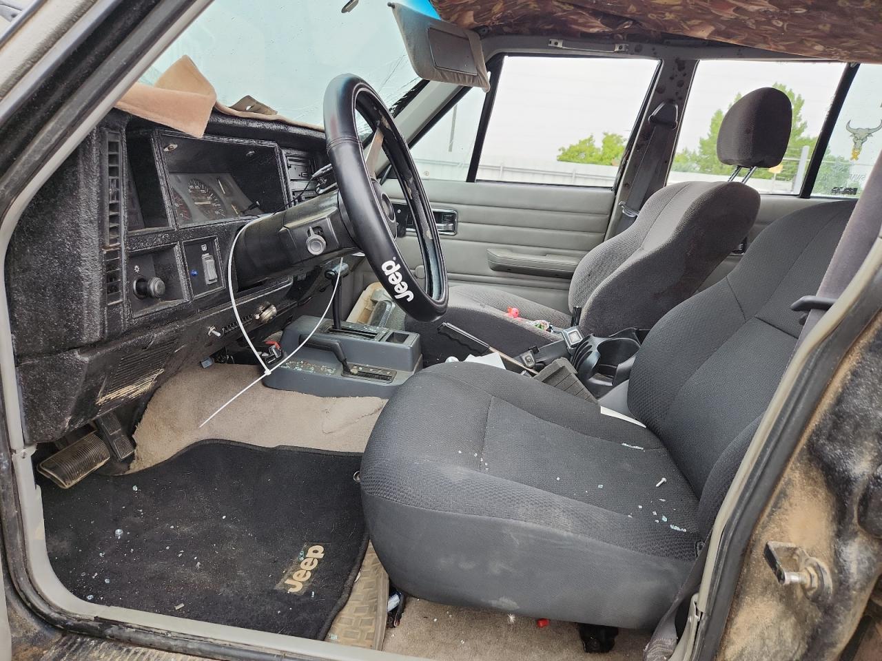 1992 Jeep Cherokee VIN: 1J4FJ28S5NL254120 Lot: 70031135