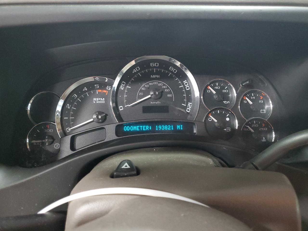 2005 Cadillac Escalade Luxury VIN: 1GYEK63N05R268473 Lot: 70662375