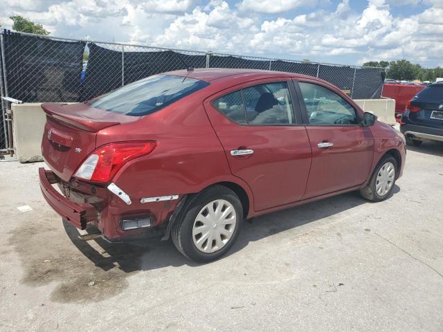  NISSAN VERSA 2019 Красный