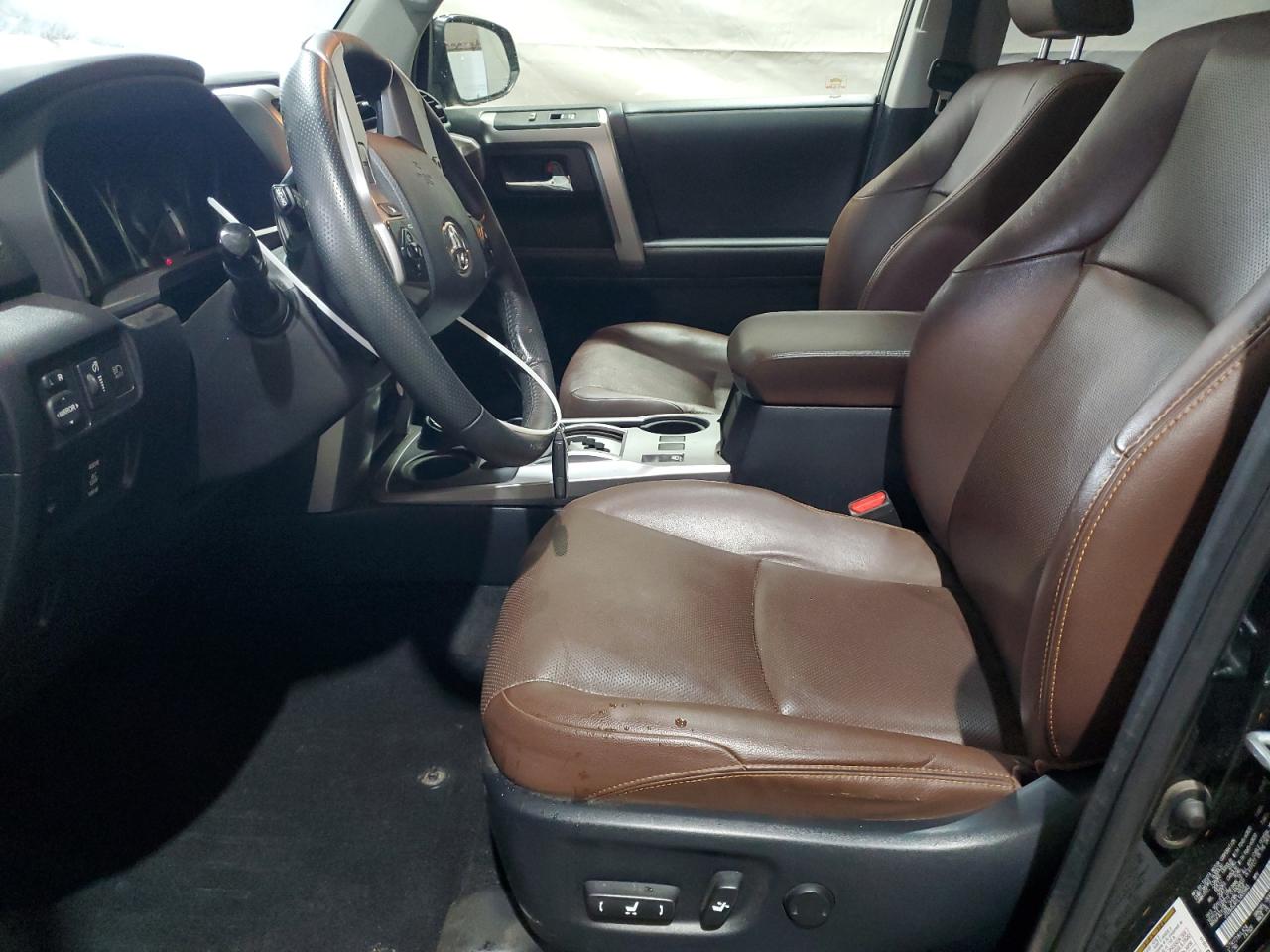 2020 Toyota 4Runner Sr5/Sr5 Premium VIN: JTEBU5JR1L5832893 Lot: 70530625