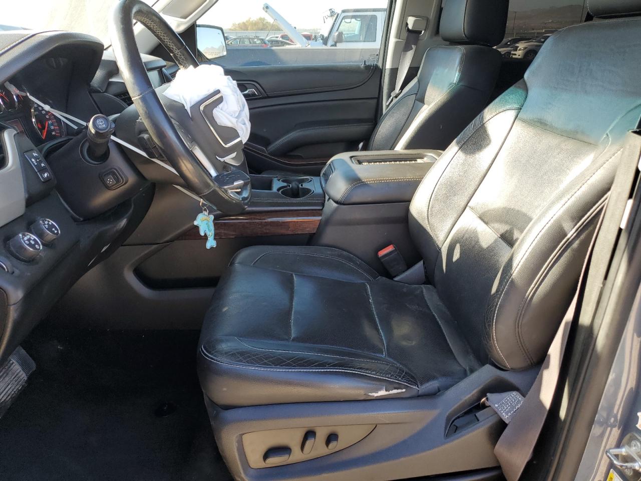 2016 GMC Yukon Xl K1500 Slt VIN: 1GKS2GKC2GR303603 Lot: 68391365