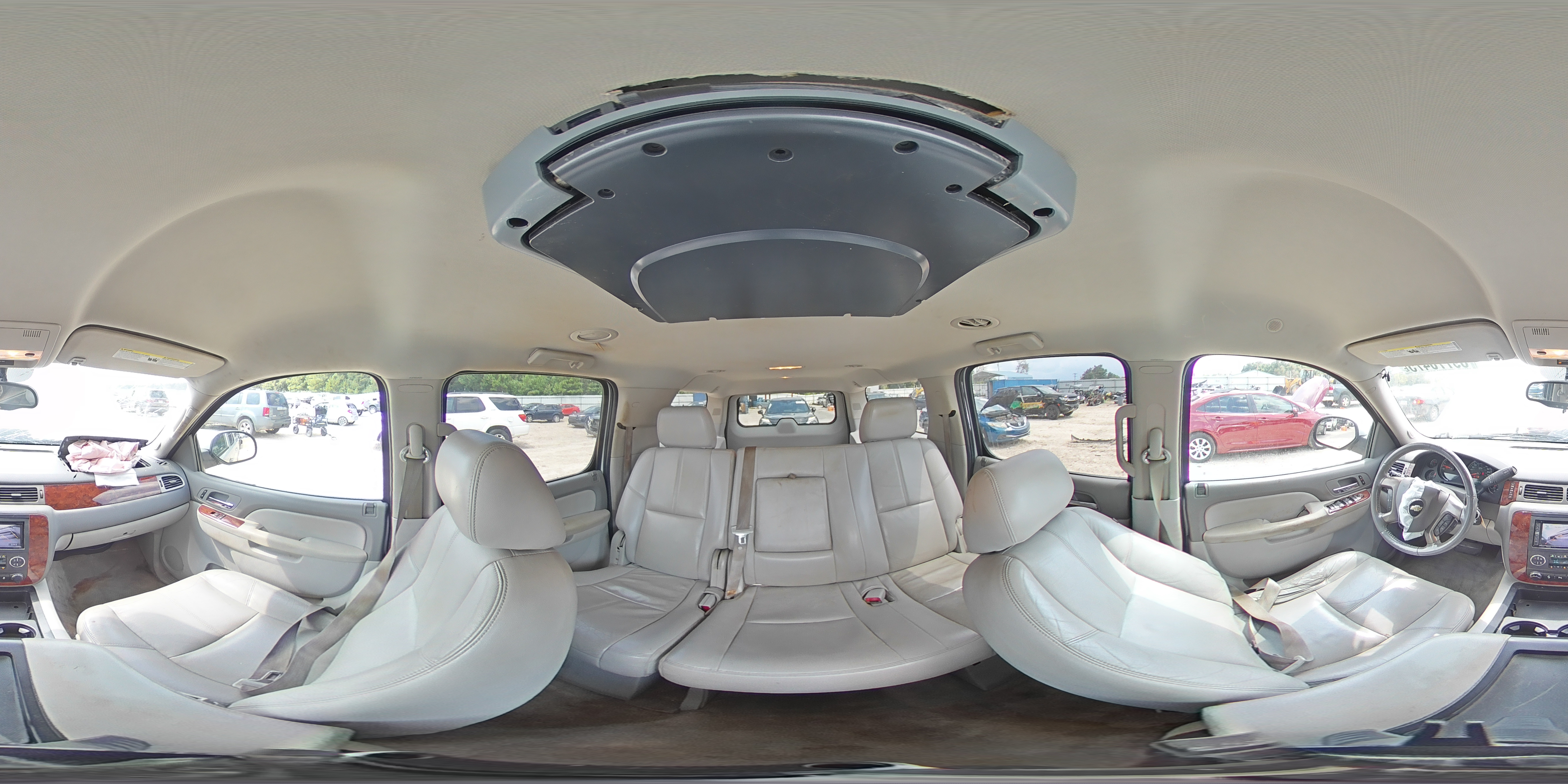 2013 Chevrolet Suburban C1500 Lt VIN: 1GNSCJE08DR268169 Lot: 69770475