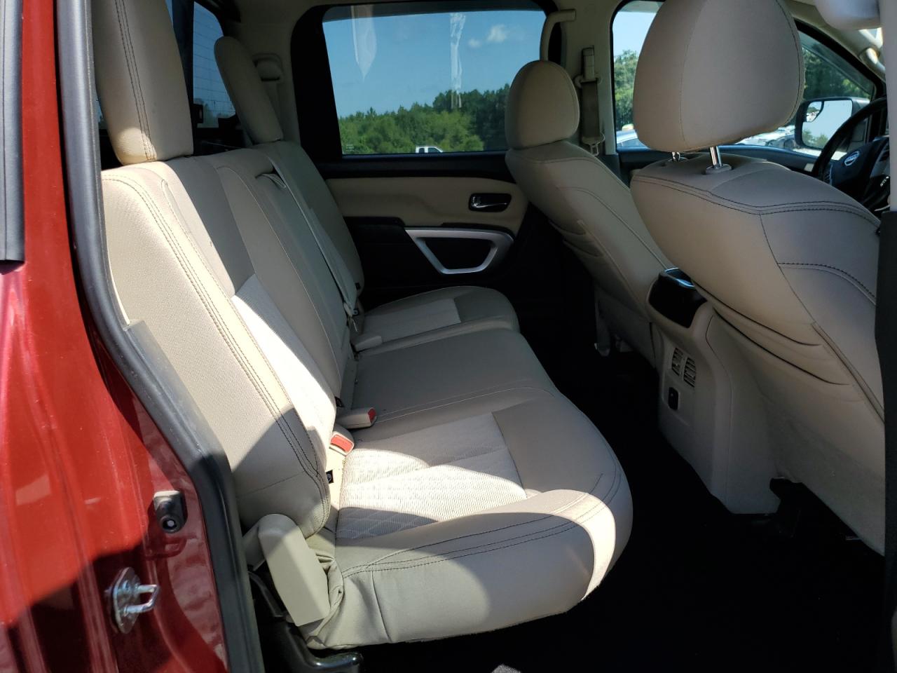 2017 Nissan Titan Sv VIN: 1N6AA1E51HN567194 Lot: 69269215