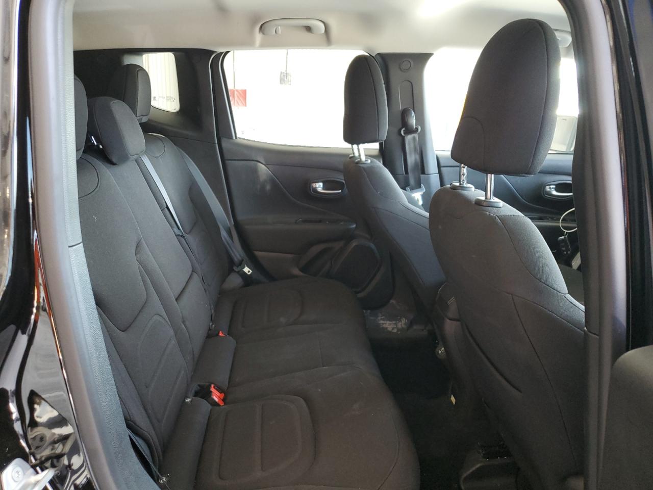 2022 Jeep Renegade Latitude VIN: ZACNJDB18NPN73453 Lot: 68222145