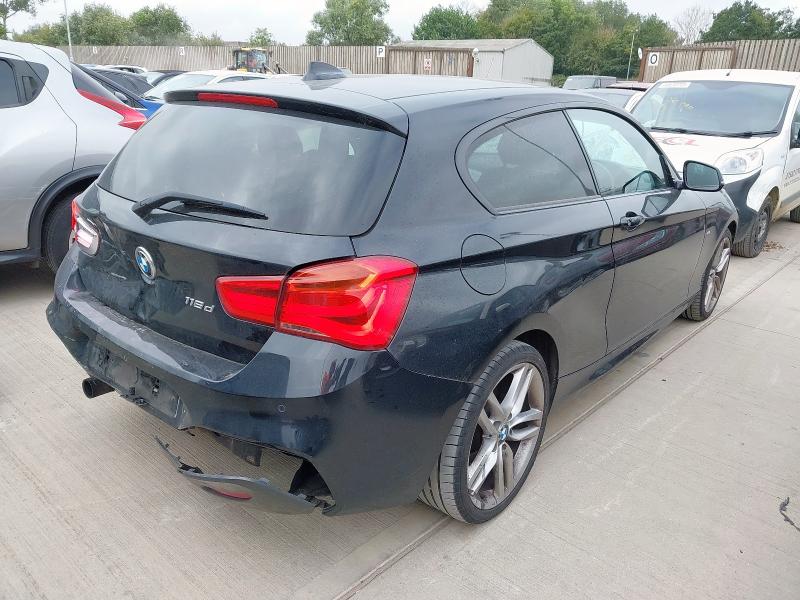 2016 BMW 116D M SPORT 