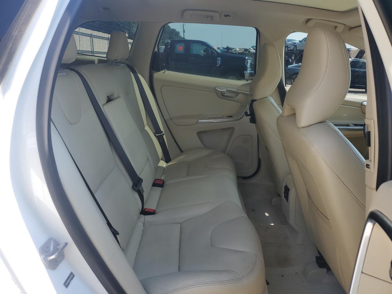 2016 Volvo Xc60 T5 Platinum VIN: YV440MDM7G2822599 Lot: 70545965