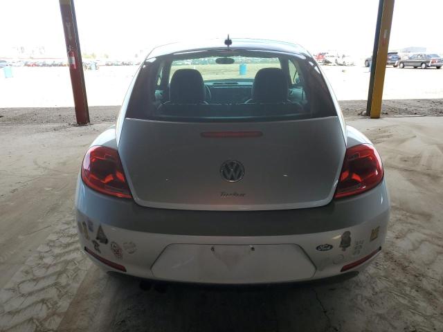  VOLKSWAGEN BEETLE 2016 Серебристый