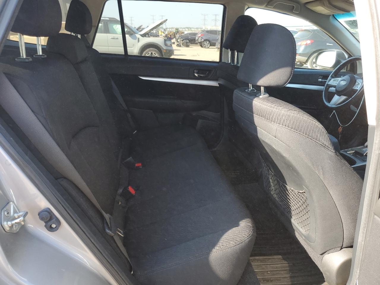 2010 Subaru Outback 2.5I Premium VIN: 4S4BRBCC4A3371352 Lot: 68126395