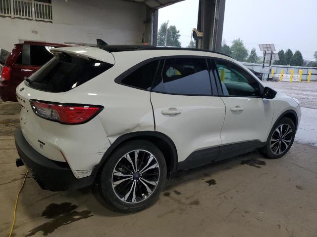  FORD ESCAPE 2022 Белы