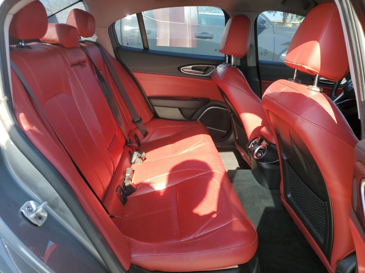 2018 Alfa Romeo Giulia VIN: ZARFAEBN5J7564478 Lot: 70022575