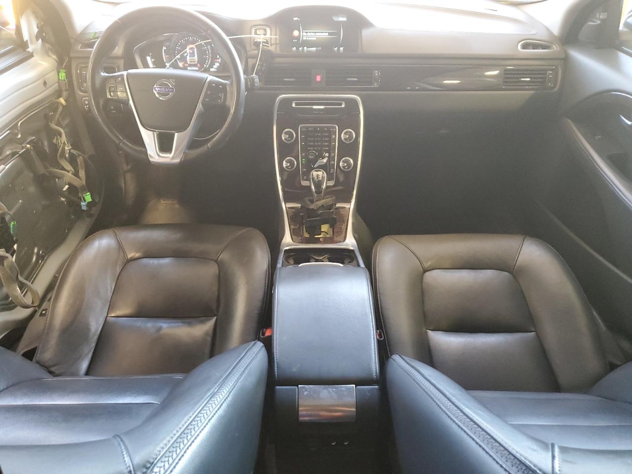 2016 Volvo Xc70 T5 Classic Platinum VIN: YV4612NY8G1258513 Lot: 70100685