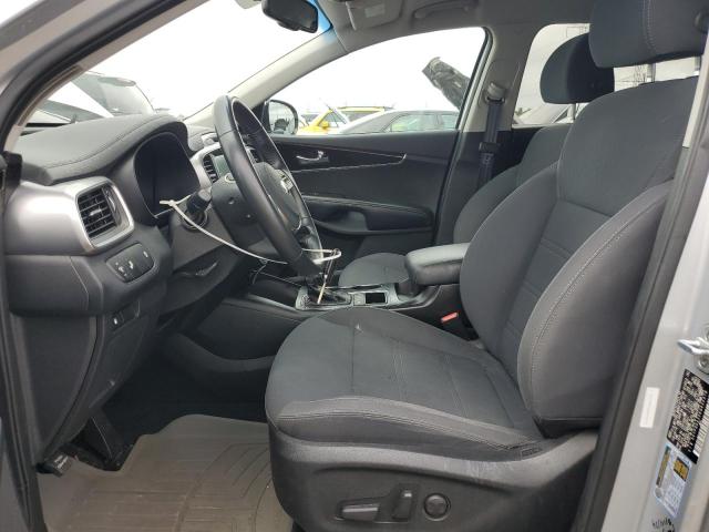  KIA SORENTO 2019 Серебристый