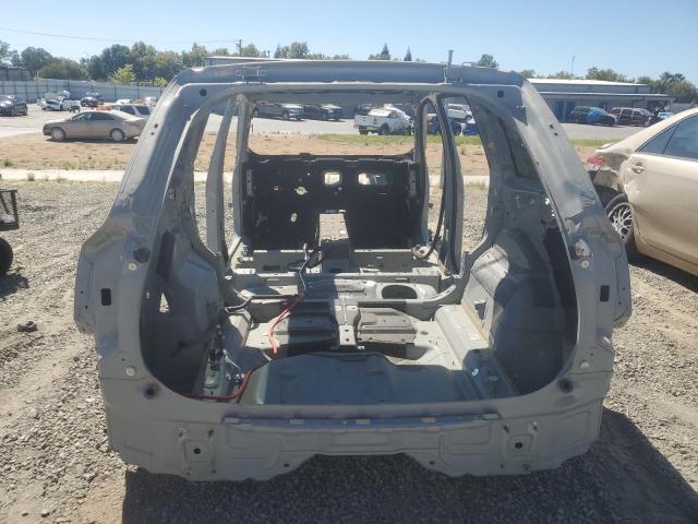  VOLVO XC90 PLUS 2024 Srebrny