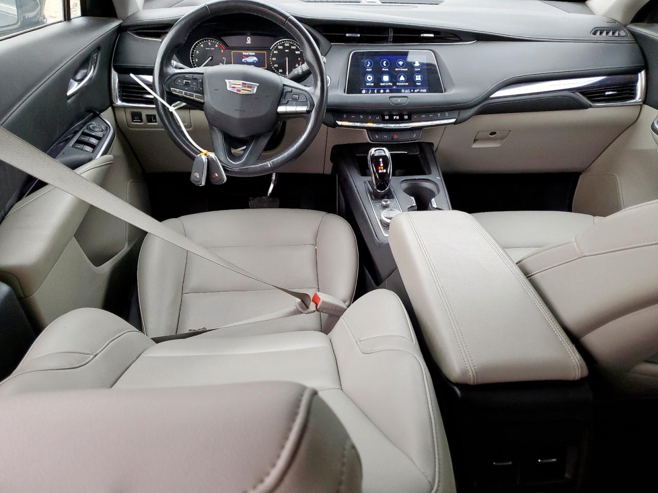 2023 Cadillac Xt4 Luxury VIN: 1GYAZAR48PF103352 Lot: 69736635