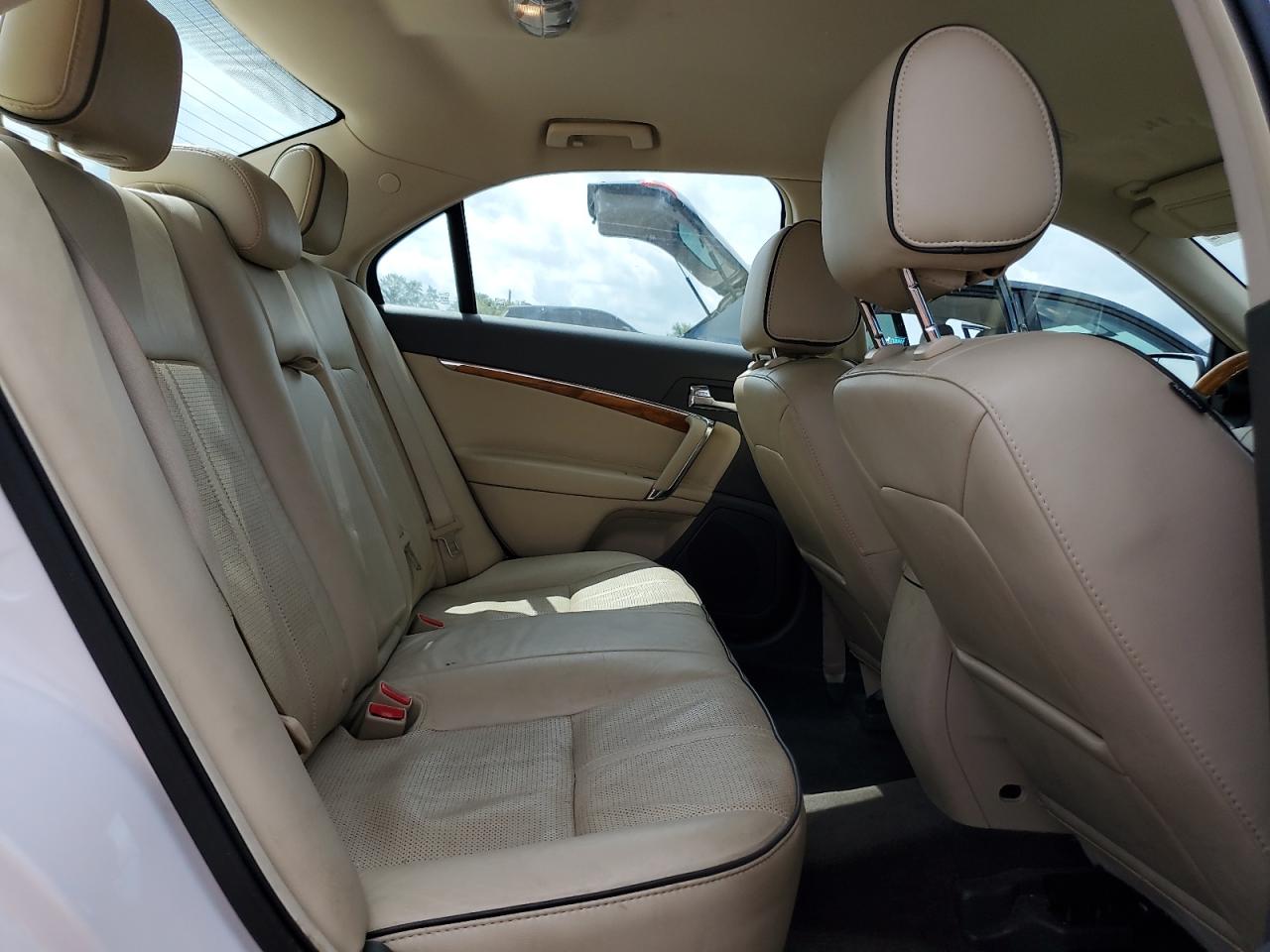 2012 Lincoln Mkz VIN: 3LNHL2GC5CR824064 Lot: 68924015