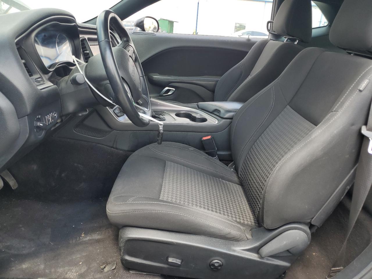 2018 Dodge Challenger Sxt VIN: 2C3CDZAGXJH199867 Lot: 69442305