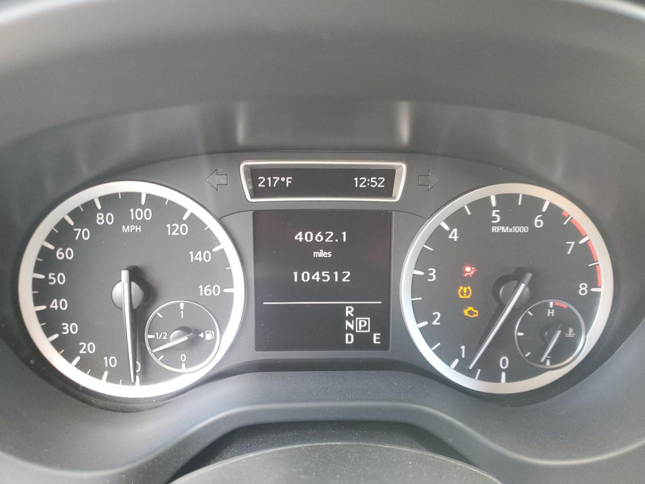 2017 Infiniti Qx30 Base VIN: SJKCH5CR3HA022977 Lot: 70208685