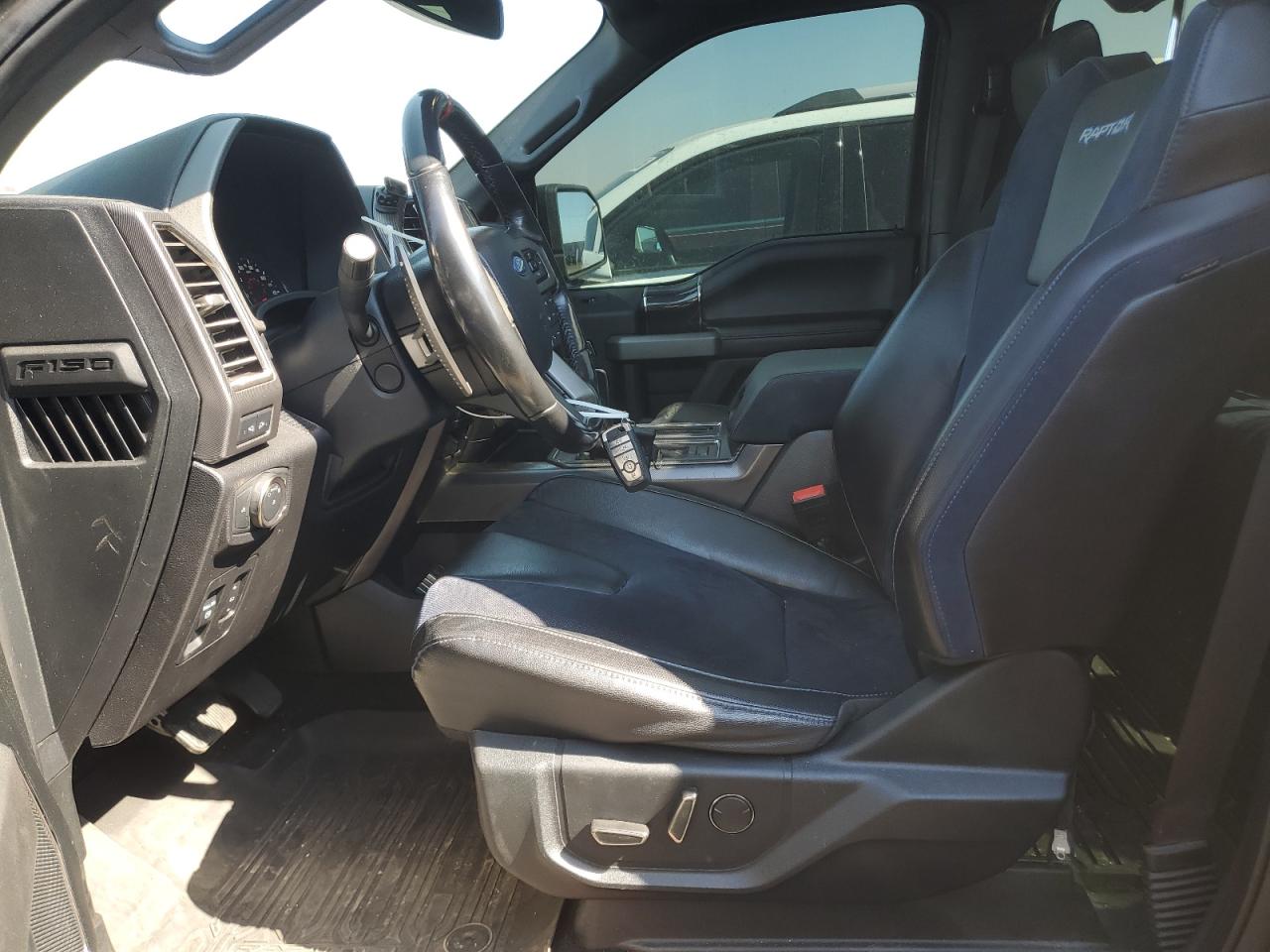 2019 Ford F150 Raptor VIN: 1FTFW1RG5KFB17233 Lot: 68325715