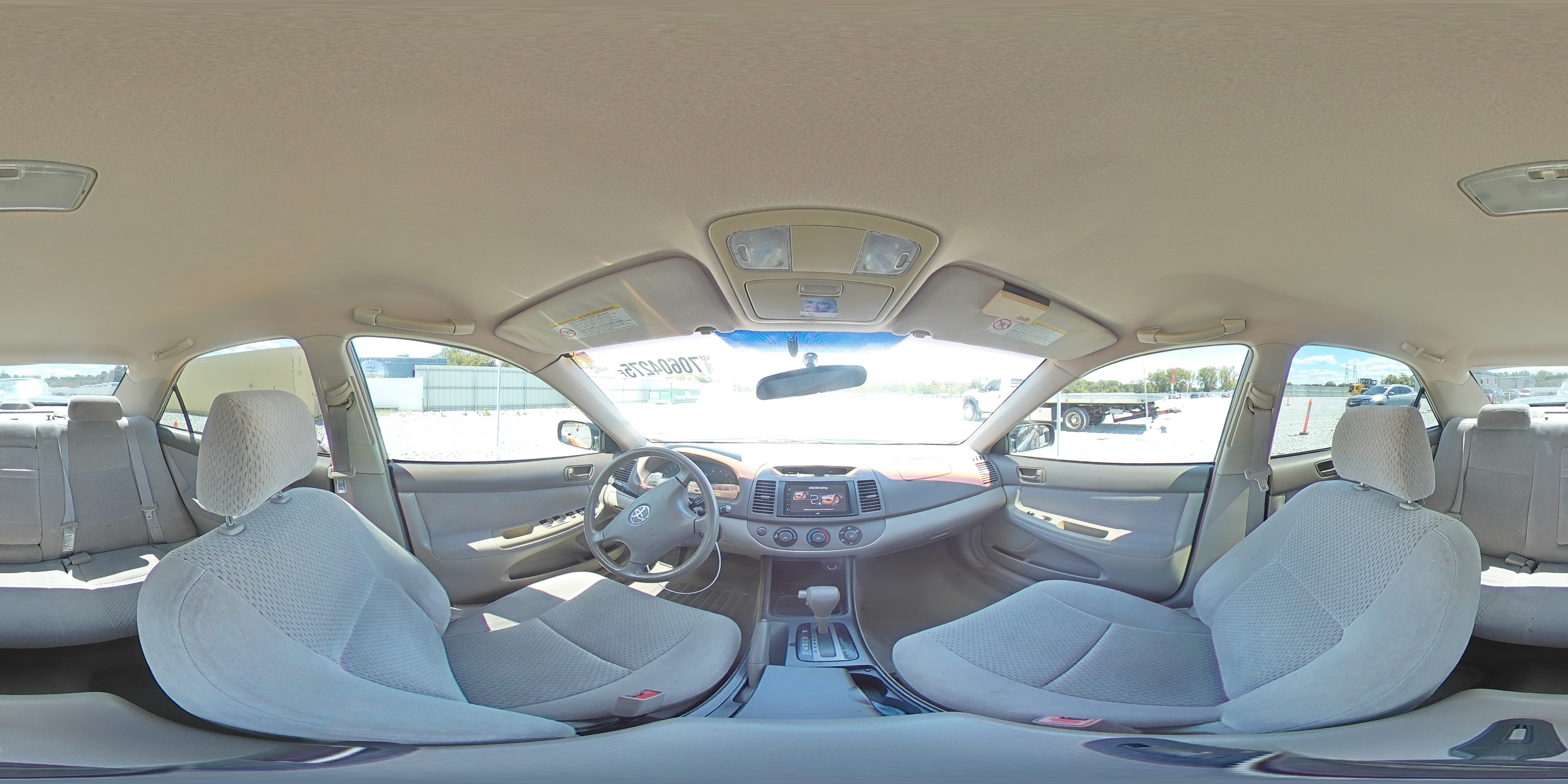 2003 Toyota Camry Le VIN: 4T1BE32K53U745099 Lot: 70604275