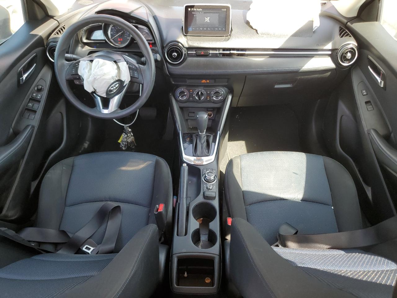 2017 Toyota Yaris Ia VIN: 3MYDLBYV4HY179795 Lot: 68731575