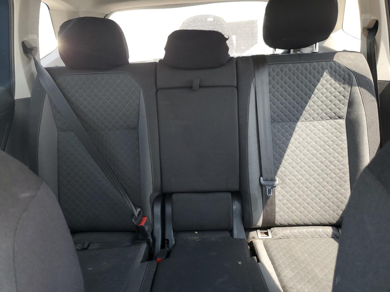 2018 Volkswagen Tiguan S VIN: 3VV0B7AXXJM088487 Lot: 69285435