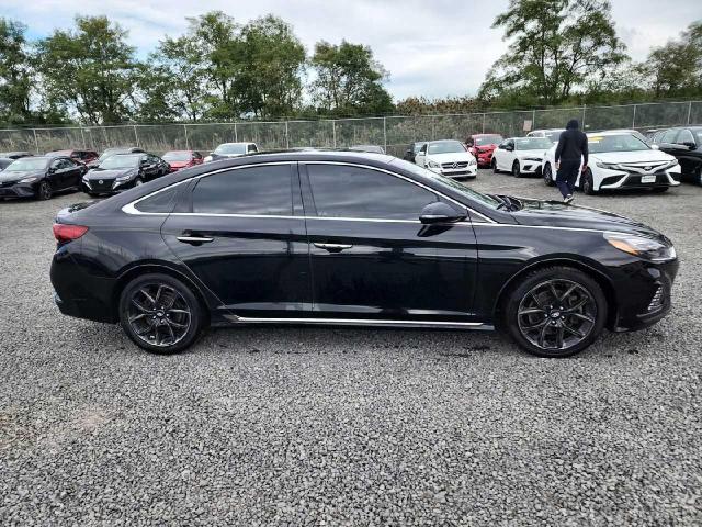 2018 HYUNDAI SONATA SPORT  