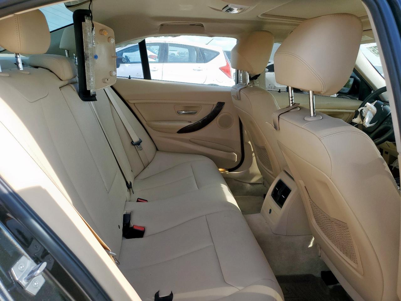 2016 BMW 320 I VIN: WBA8E1G57GNT34399 Lot: 70945075