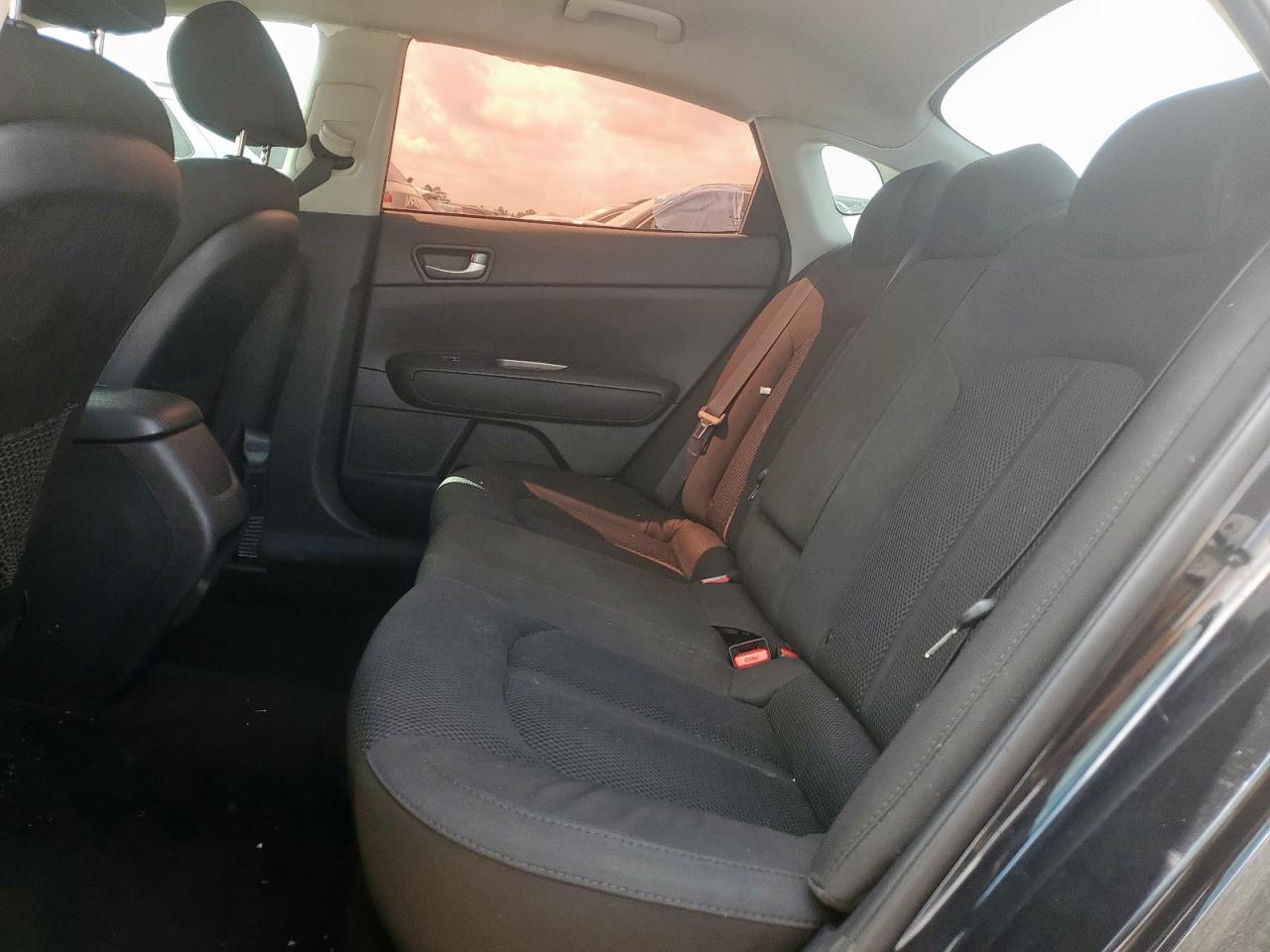 2019 Kia Optima Lx VIN: 5XXGT4L31KG353089 Lot: 70517275