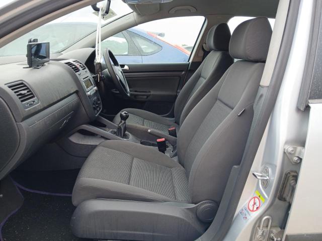 2006 VOLKSWAGEN GOLF FSI S