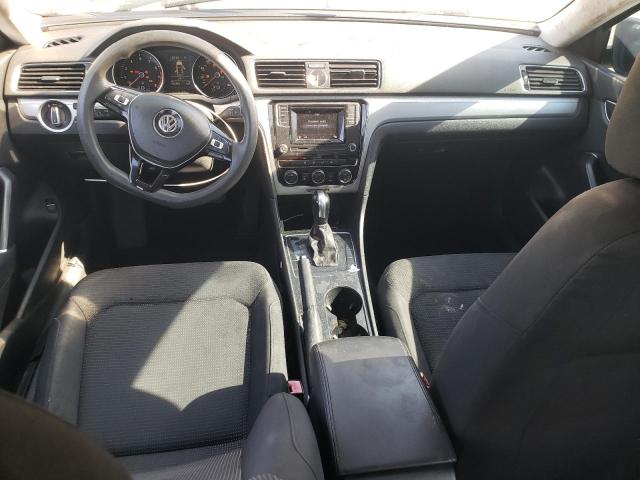  VOLKSWAGEN PASSAT 2016 Серебристый