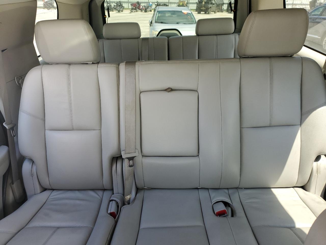 2013 Chevrolet Tahoe C1500 Lt VIN: 1GNSCBE06DR301613 Lot: 69840725