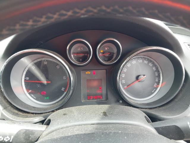 2011 OPEL INSIGNIA