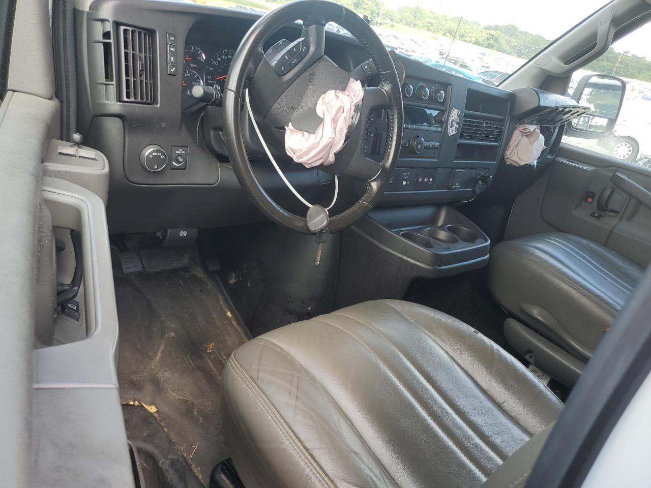 2022 Chevrolet Express G2500 VIN: 1GCWGAFP0N1196149 Lot: 67271105