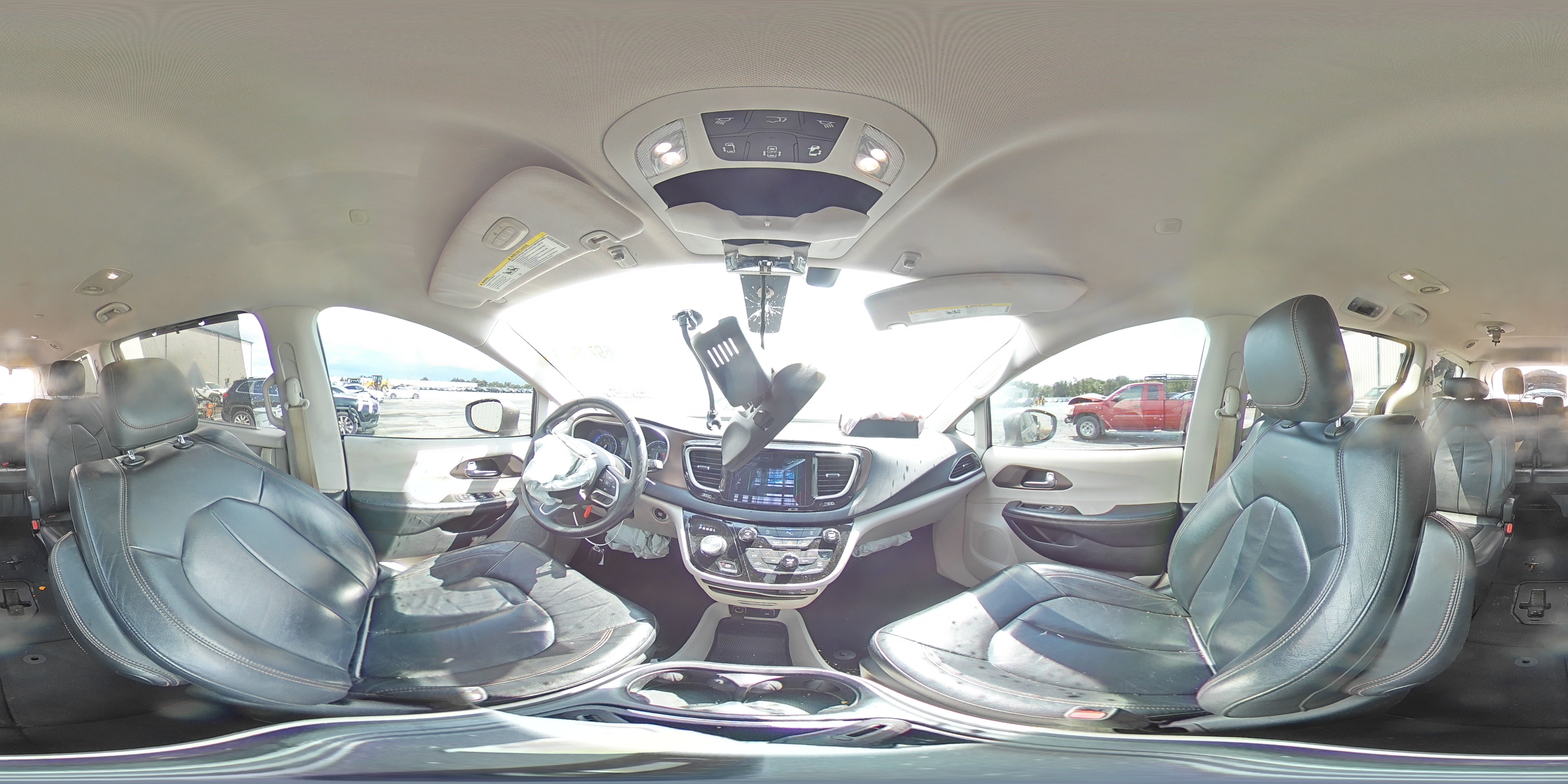 2017 Chrysler Pacifica Touring L VIN: 2C4RC1BG5HR704842 Lot: 69787415