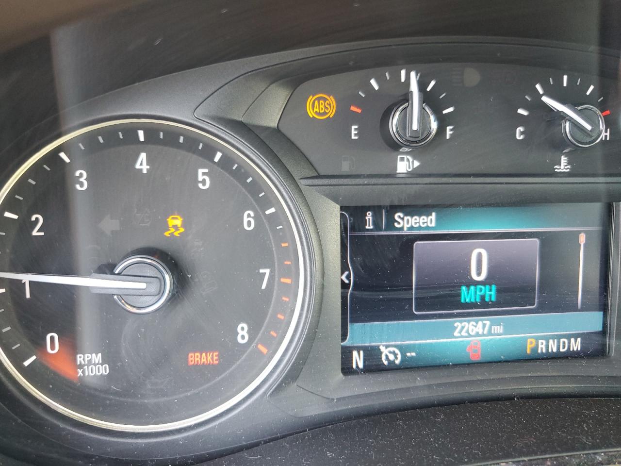 2022 Buick Encore Preferred VIN: KL4CJESMXNB560475 Lot: 68495355