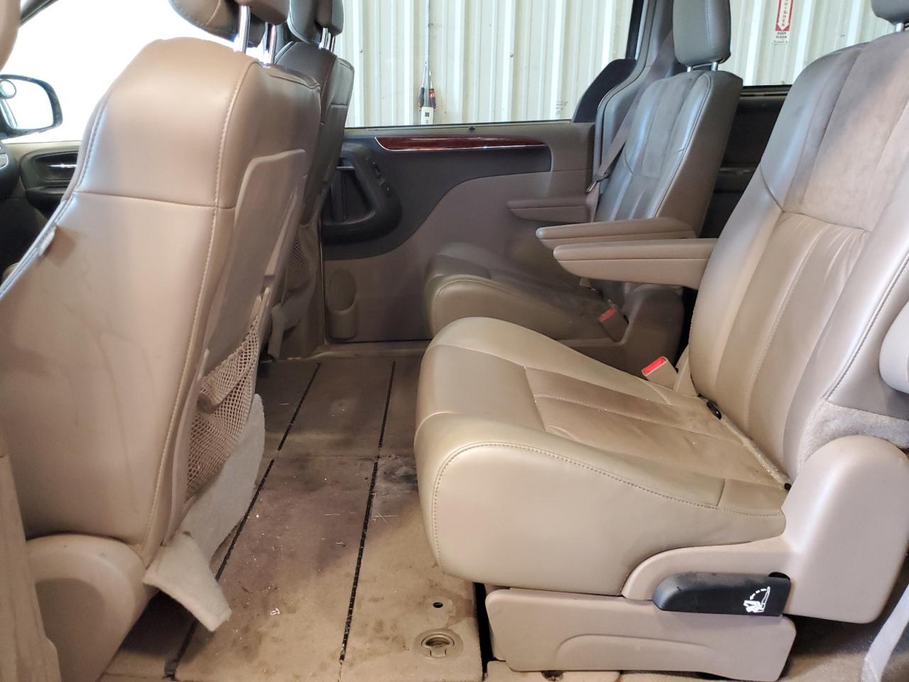 2013 Chrysler Town & Country Limited VIN: 2C4RC1GG2DR797239 Lot: 67731575